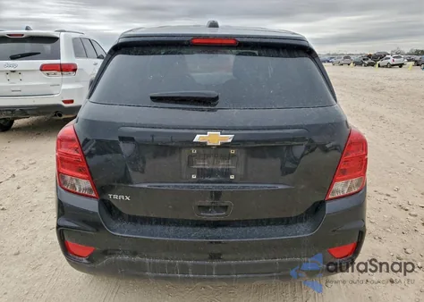 2021 Chevrolet Trax Ls z USA, uszkodzony, nr VIN KL7CJKSB6MB313632